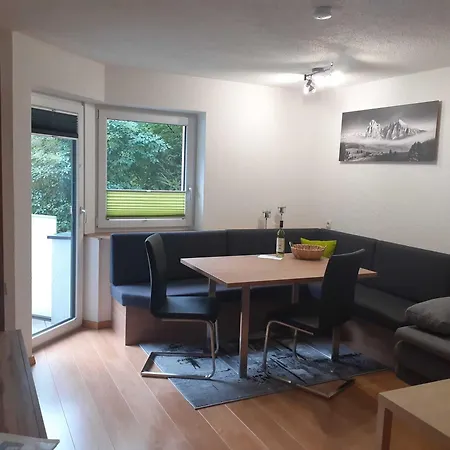 Spiss Apartment *
